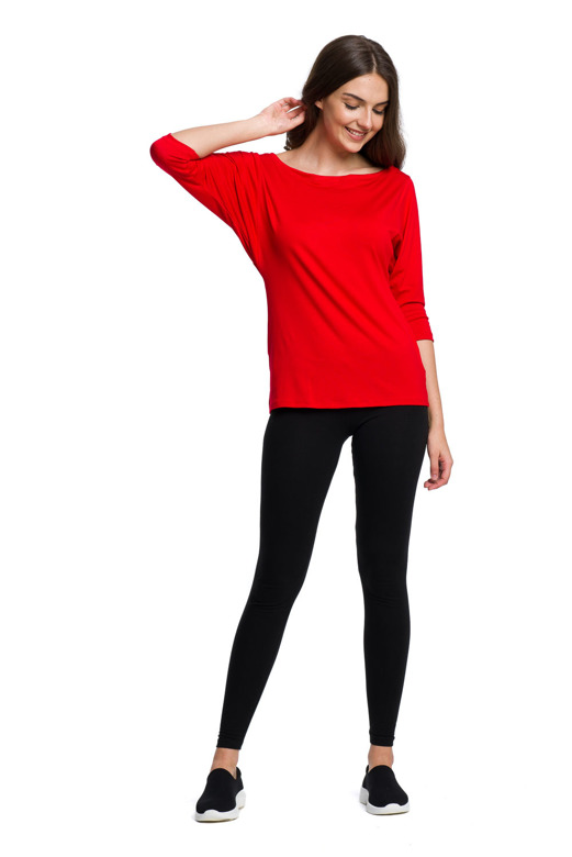 Red viscose blouse with a wide neckline and 3/4 sleeves.