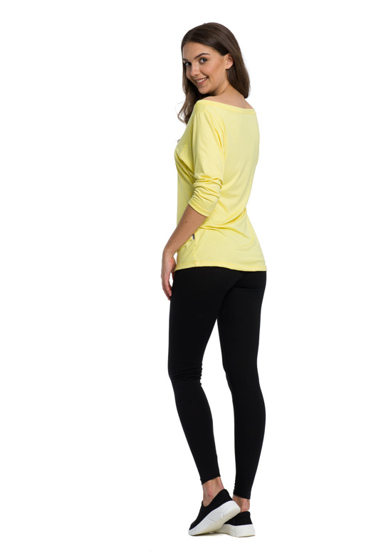 Viscose blouse with wide neckline and 3/4 sleeves - lemon.