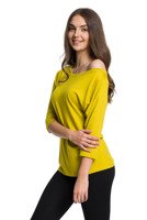 Viscose blouse with a wide neckline and 3/4 sleeves - Pistachio