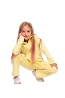 Felpa sportiva color limone con collo alto e tasche con cerniera