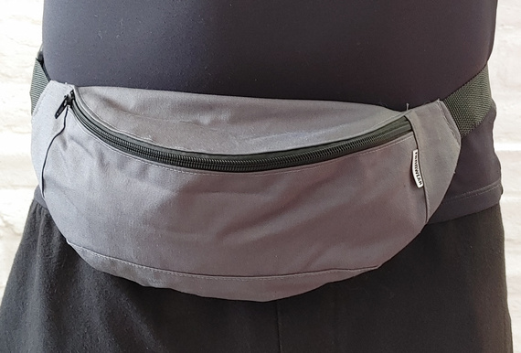 Sac banane sportif petit pour femme ou homme.