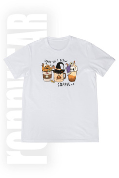 T-shirt Scary til I get coffee