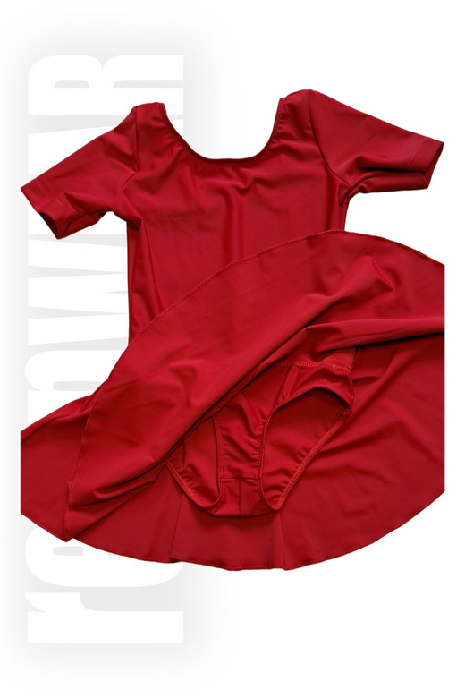 Body con gonna corta in lycra rosa